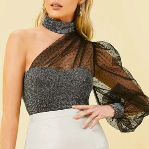 SHEIN One shoulder Dot Mesh Glitter Sleeve